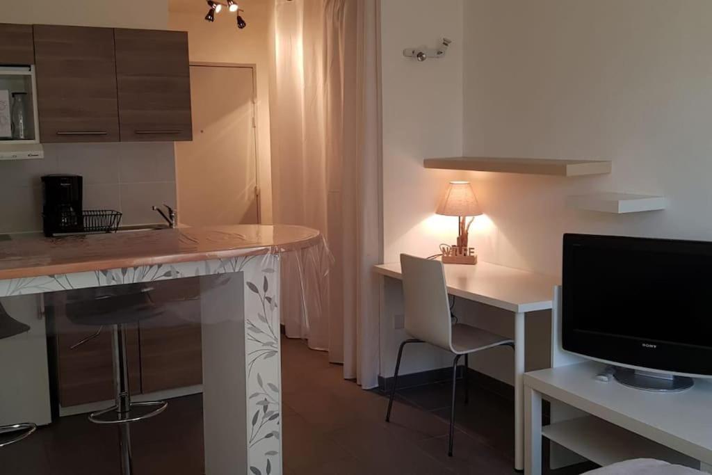 Cosy flat Leilighet Bussy-Saint-Georges Eksteriør bilde